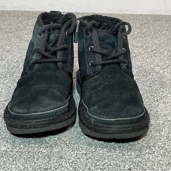 UGG Neumel ll Suede Chestnut Style Toddler Boots 1017320T Size 12 Black - Picture 6 of 9